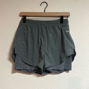 Nike Shorts 2-1 S